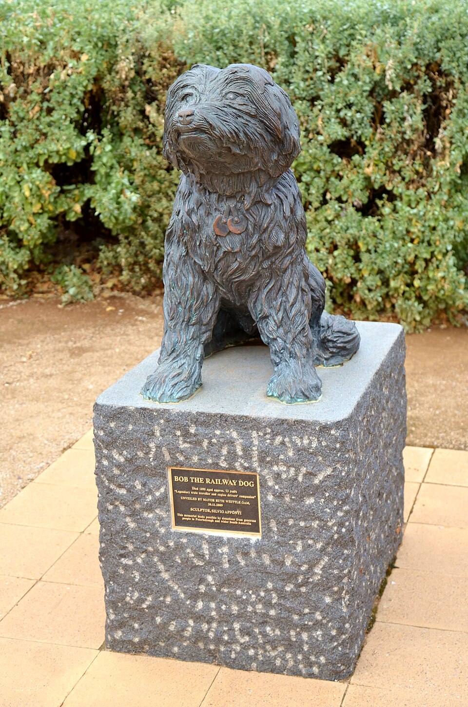 Bob the Railway Dog at Peterborough a statue