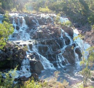 MacKenzie Falls