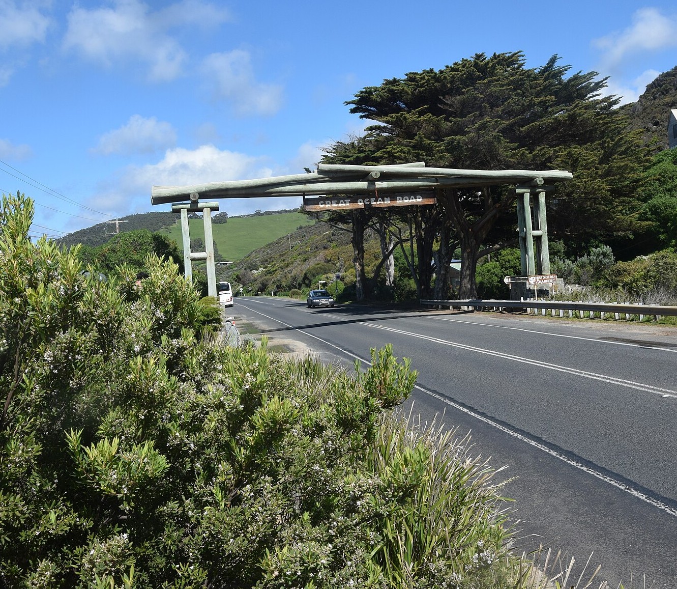 Entrance to the Great Ocean Road
